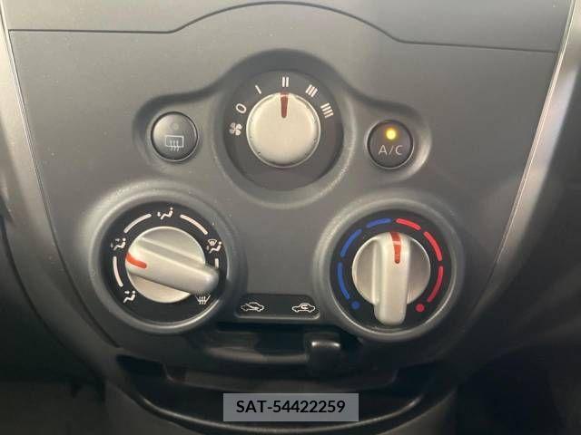 Nissan NOTE 2014-03 302342-6