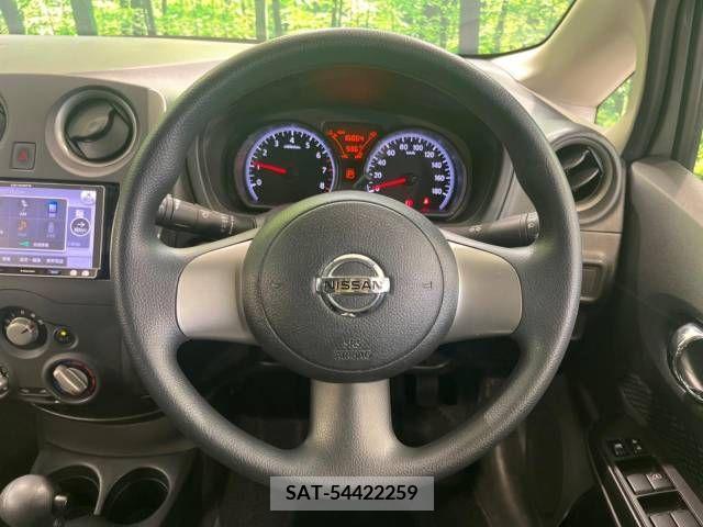 Nissan NOTE 2014-03 302342-11