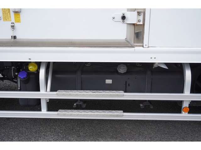 Isuzu FORWARD 2021-03 188691-19