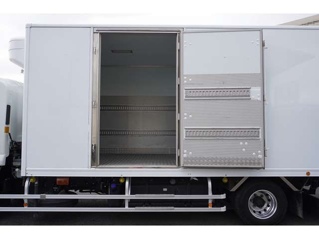 Isuzu FORWARD 2021-03 188691-18