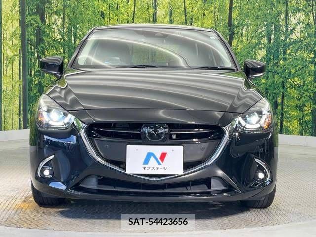 Mazda DEMIO 2018-09 396396-14