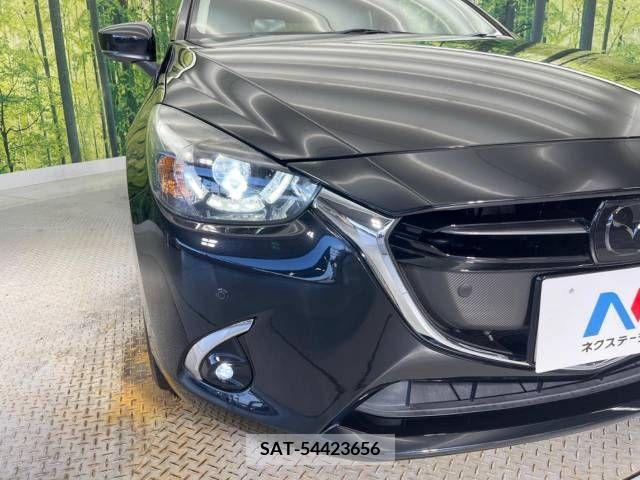 Mazda DEMIO 2018-09 396396-12