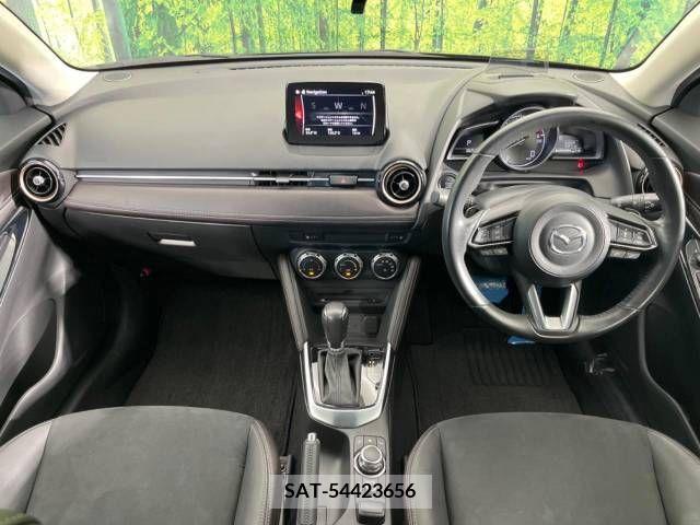Mazda DEMIO 2018-09 396396-1