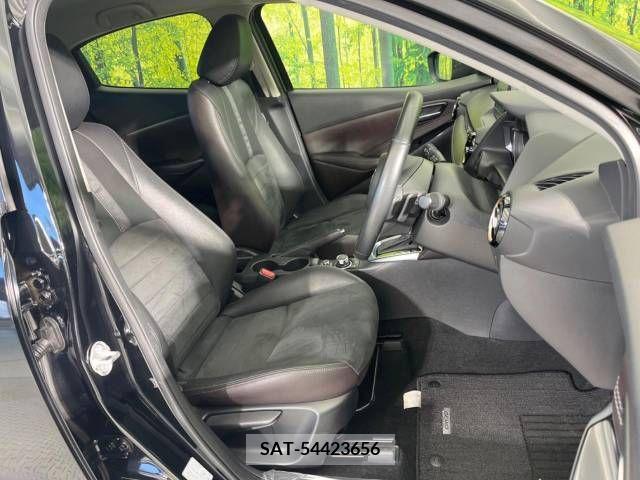 Mazda DEMIO 2018-09 396396-8