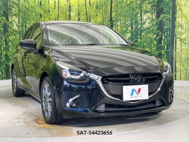 Mazda DEMIO 2018-09 396396-16