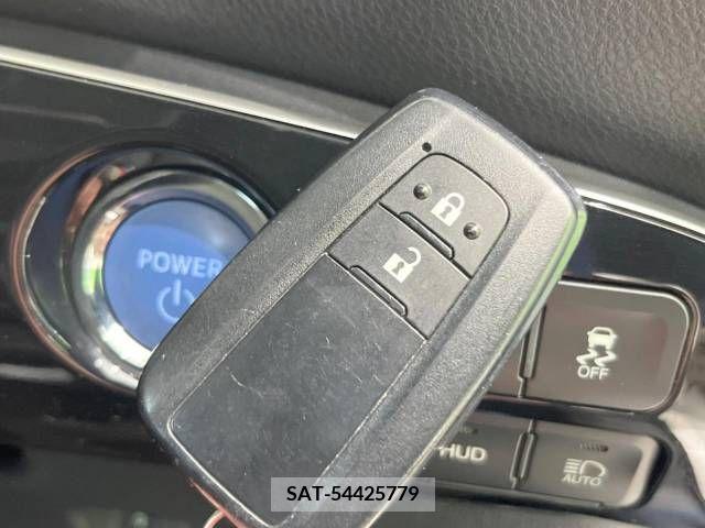 Toyota PRIUS 2019-09 346185-6