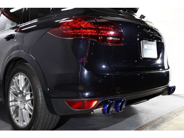 Porsche CAYENNE 2012-12 24070-9