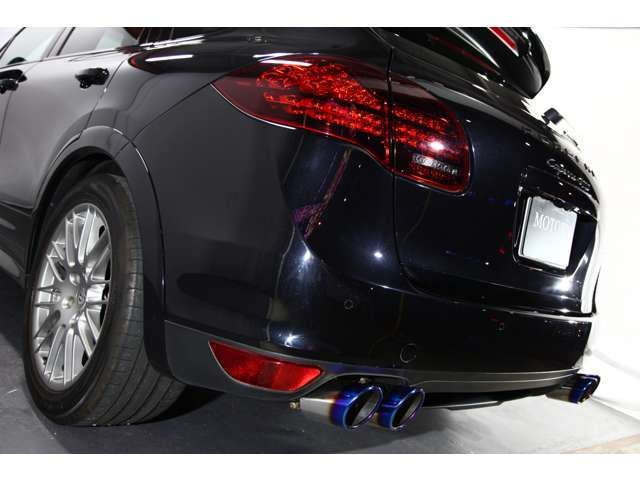 Porsche CAYENNE 2012-12 24070-12