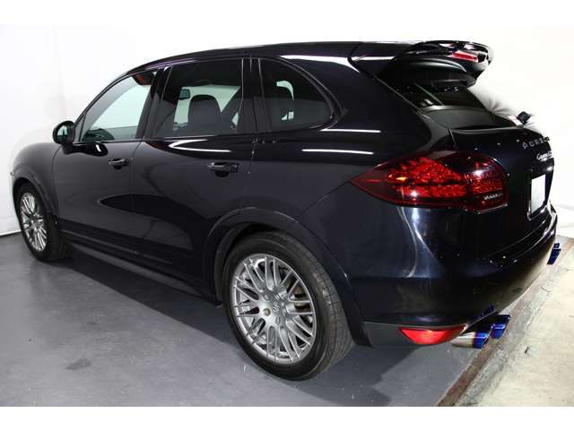 Porsche CAYENNE 2012-12 24070-8