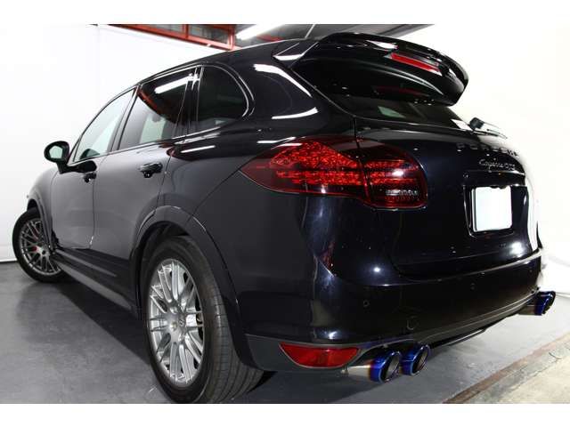 Porsche CAYENNE 2012-12 24070-11