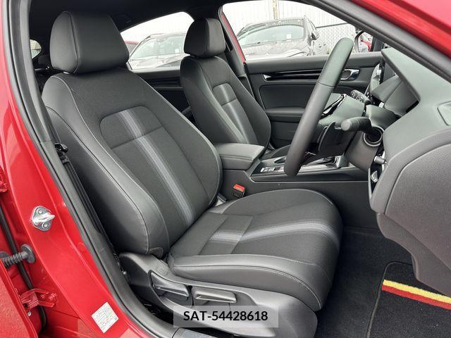 Honda CIVIC 2024-01 335621-12