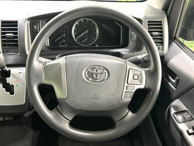 Toyota HIACE VAN 2022-04 187139-11