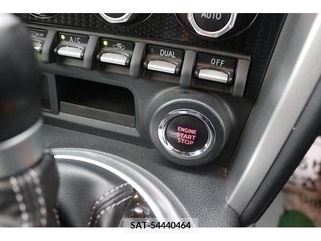 Toyota 86 2017-11 258660-2