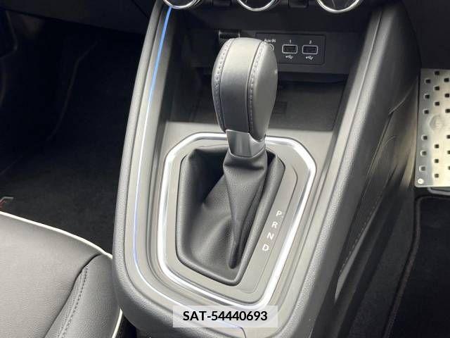 Renault LUTECIA 2021-09 380287-11