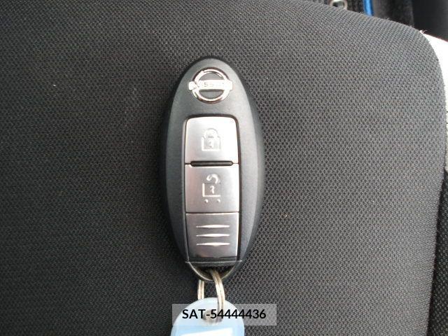 Nissan NOTE 2019-03 280017-17