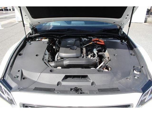 Toyota CROWN SEDAN 2018-10 11423-18