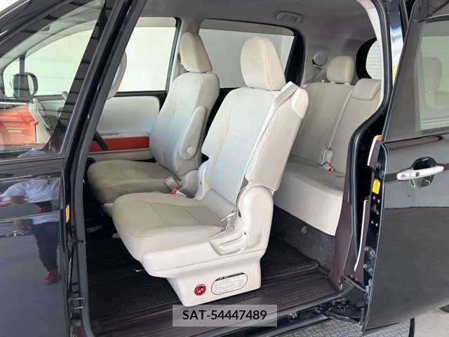Toyota PORTE 2013-10 366270-9