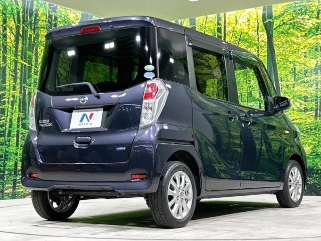 Nissan DAYZ ROOX 2016-02 182856-17