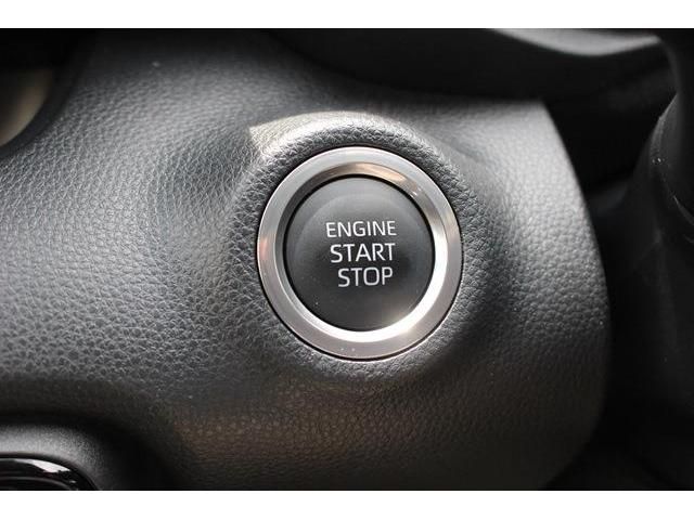 Toyota YARIS 2020-06 4589-6