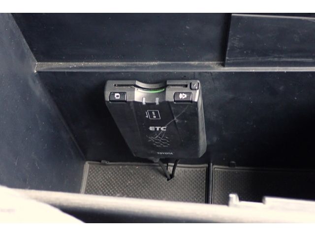 Toyota AVENSIS 2012-06 23314-25