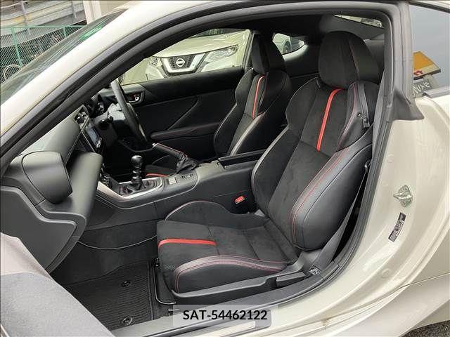 Subaru BRZ 2023-02 351848-10