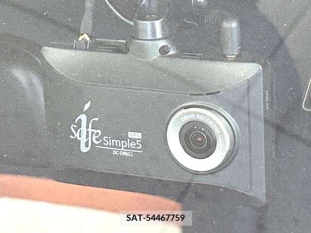 Toyota PASSO 2021-07 246420-3
