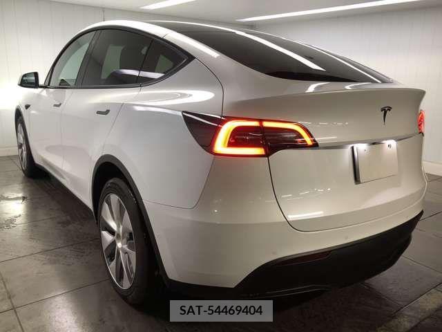 Tesla MODEL Y 2022-09 310898-2