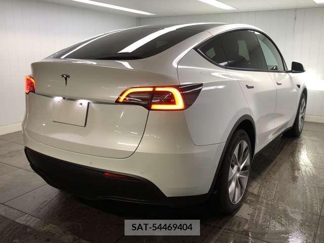 Tesla MODEL Y 2022-09 310898-10