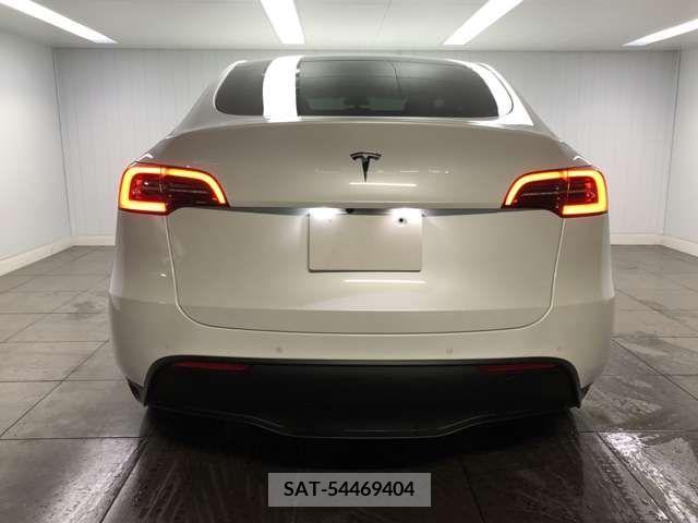 Tesla MODEL Y 2022-09 310898-9