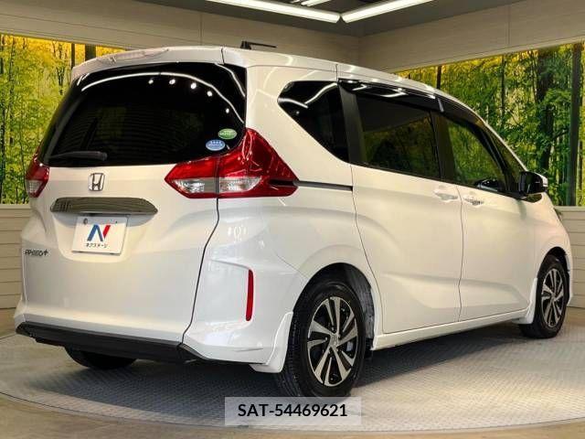 Honda FREED 2017-05 270605-17