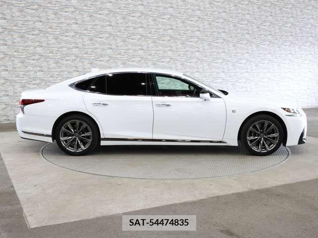 Lexus LS 2018-02 215601-7