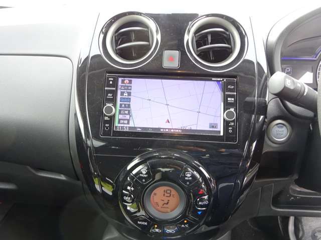 Nissan NOTE 2018-09 189582-15