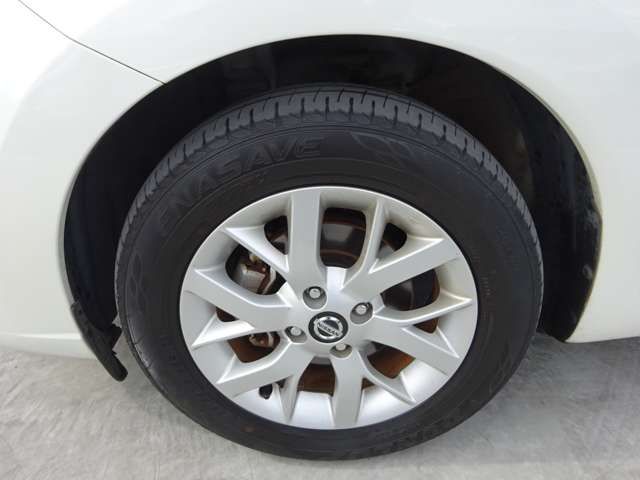 Nissan NOTE 2018-09 189582-11