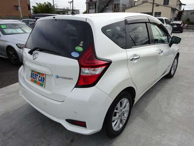 Nissan NOTE 2018-09 189582-7