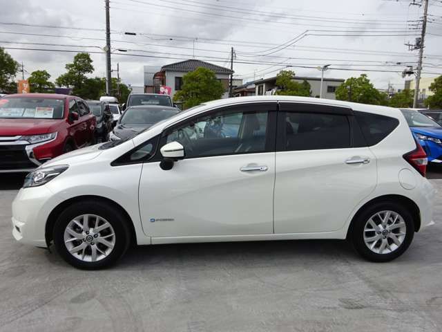 Nissan NOTE 2018-09 189582-9