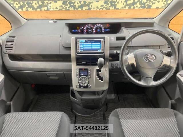 Toyota NOAH 2007-11 335495-1