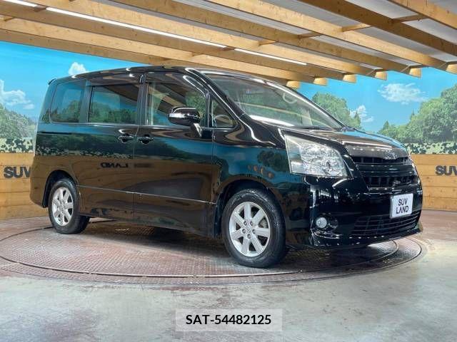 Toyota NOAH 2007-11 335495-17