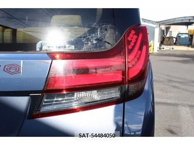 Toyota ALPHARD 2015-06 209472-12