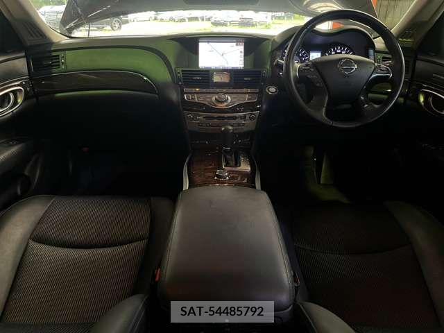 Nissan FUGA 2010-07 200704-8