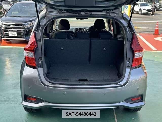 Nissan NOTE 2018-06 365403-9