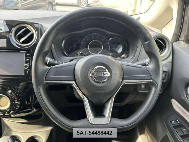 Nissan NOTE 2018-06 365403-7