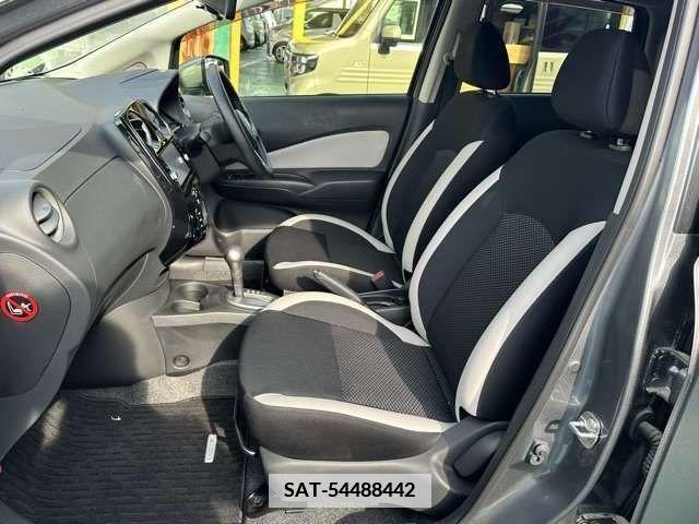 Nissan NOTE 2018-06 365403-4