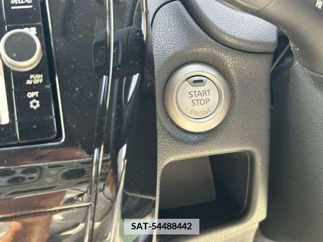 Nissan NOTE 2018-06 365403-14