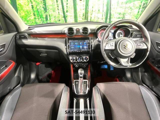 Suzuki SWIFT 2022-12 331449-1