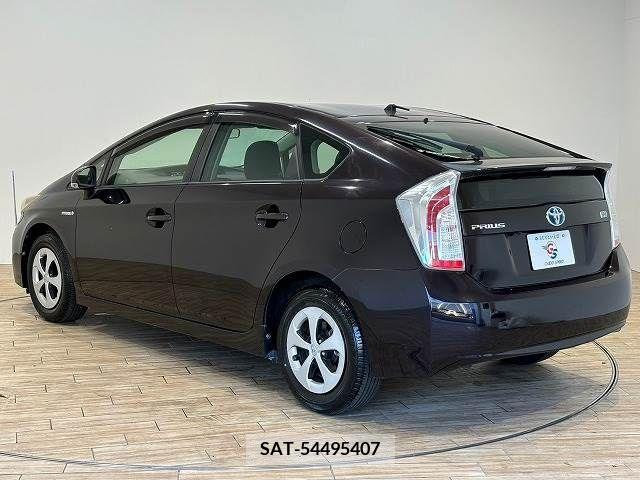 Toyota PRIUS 2013-12 393377-13