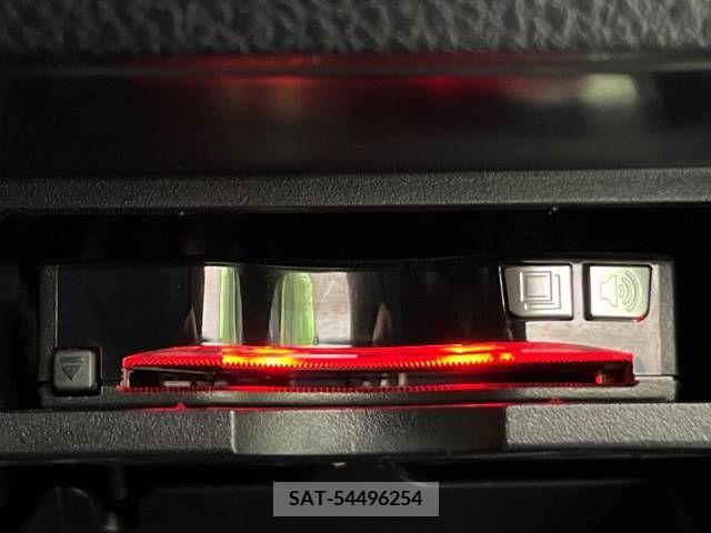 Toyota VOXY 2016-07 321472-6