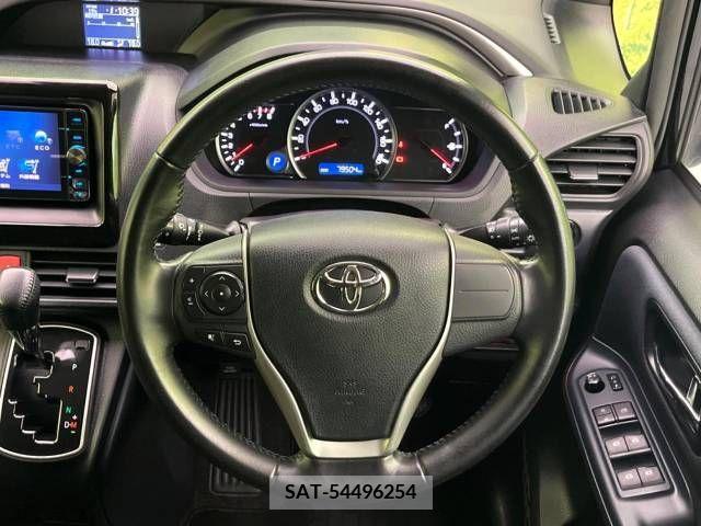 Toyota VOXY 2016-07 321472-12
