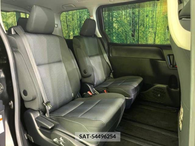 Toyota VOXY 2016-07 321472-9