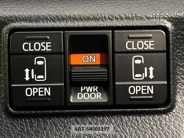 Toyota SIENTA 2021-08 314682-6