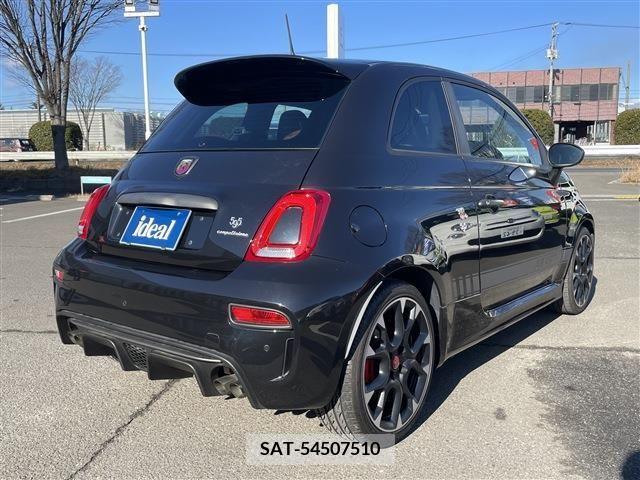 Abarth 595 2018-11 271388-4